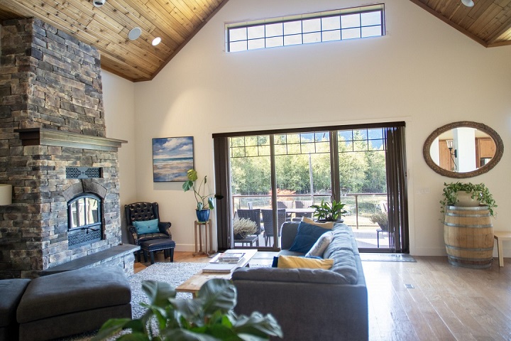 Host Your Next Corporate Events Retreat In Vancouver With Us